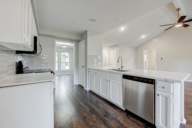 Building Photo - 5211 Sweetwind Ln