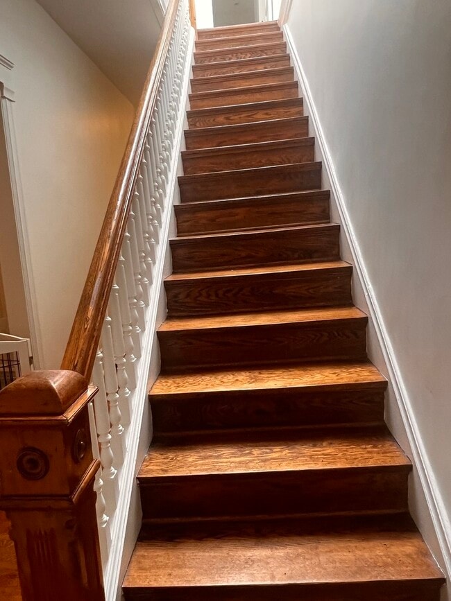 Building Photo - 5714 S Kimbark Ave