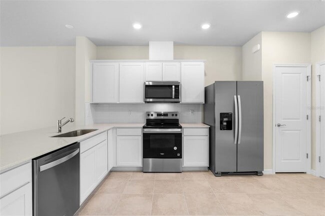 Building Photo - 3142 Emerald Acrs Ln