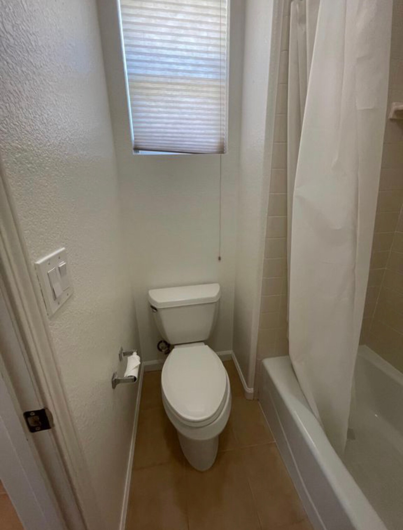 Building Photo - 672 Via Rialto