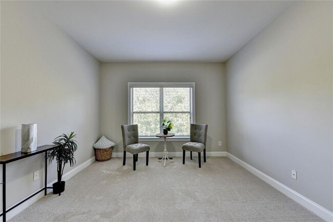 Building Photo - 4805 Shelbourne Dr