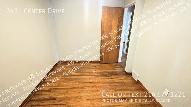 Building Photo - 3431 Center Dr