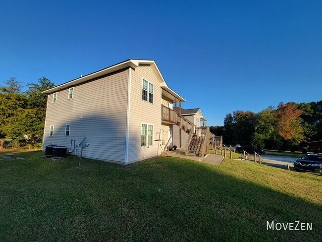 Building Photo - 1132 Norris Rd