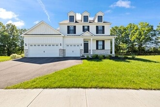 Building Photo - 8190 Smiths Cir