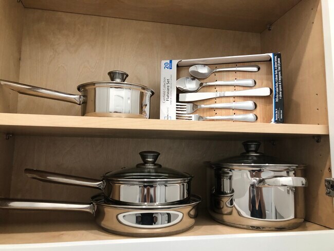 Building Photo - 3823 Lancaster Ave