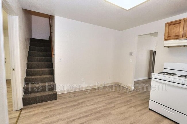 Building Photo - 3331 41st St