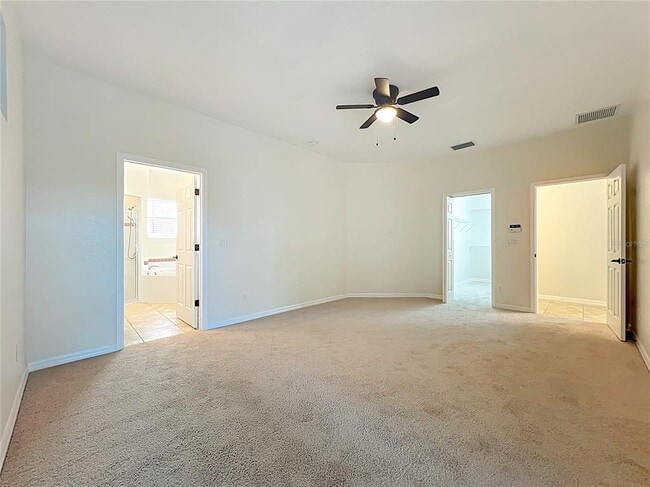 Building Photo - 10817 Masters Dr