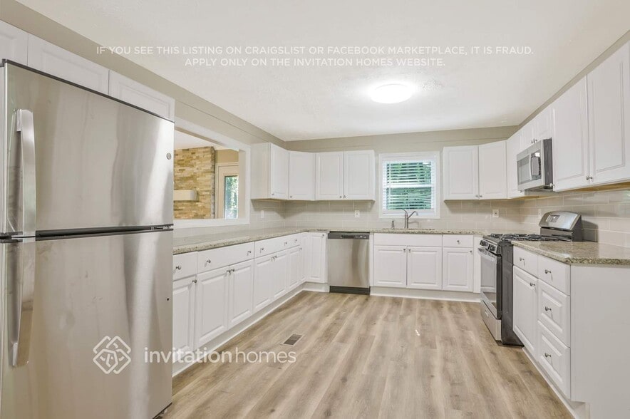 Building Photo - 5304 Valleyview Dr