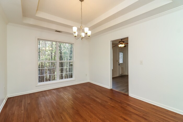 Building Photo - 389 Tapley Rd