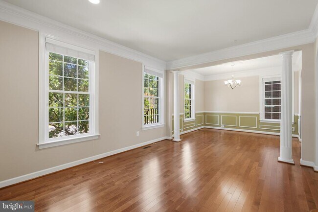 Building Photo - 493 W Watkins Mill Rd