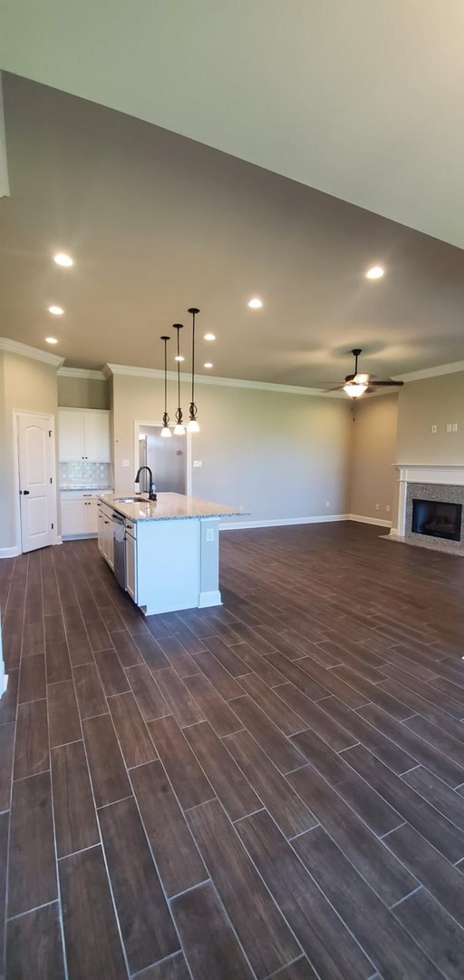 Building Photo - Like New Construction...WILLOW HEIGHTS-BENTON SCHOOLS