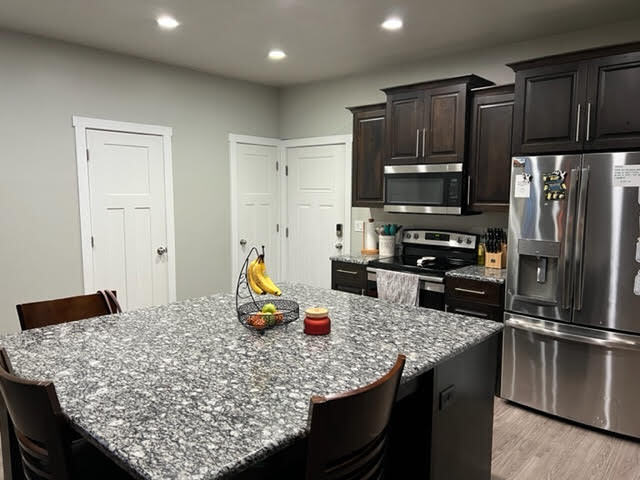 Building Photo - 8052 N Rock Creek Cove Ln