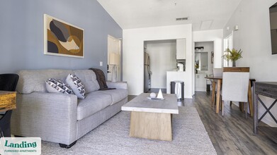 Building Photo - 1000 Marlin Lakes Cir