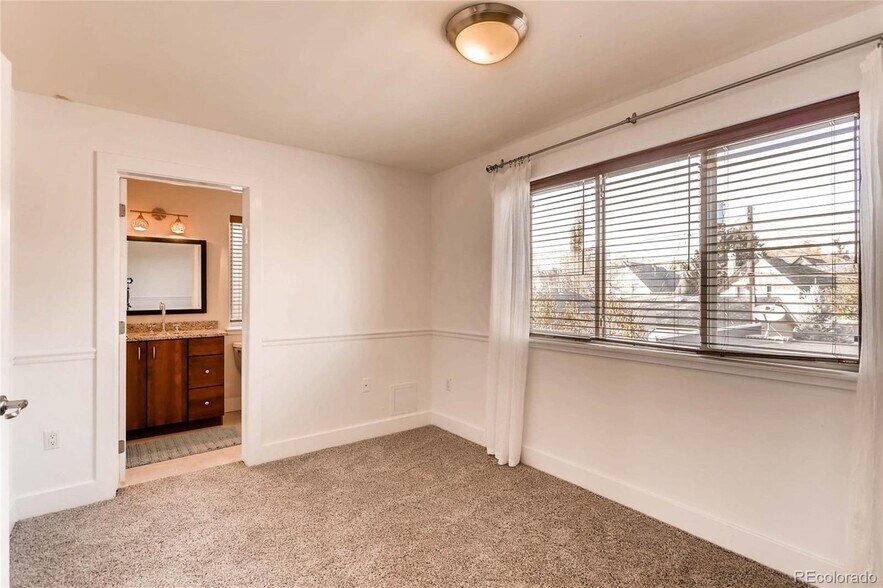 Building Photo - 3317 W Hayward Pl