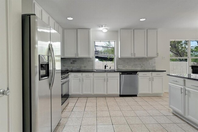 Building Photo - 11209 Avering Ln