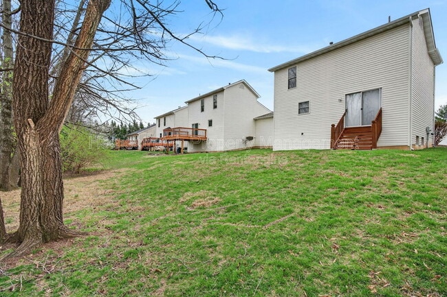 Building Photo - 54 Deer Grove Dr