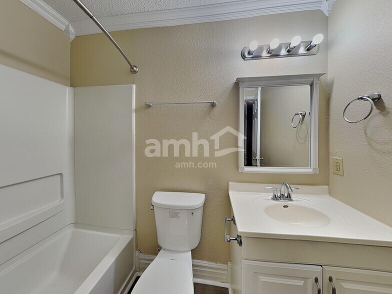 Building Photo - 10303 Buckshire Ln