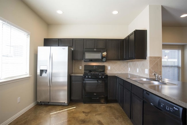 Building Photo - 4506 Truth Wy