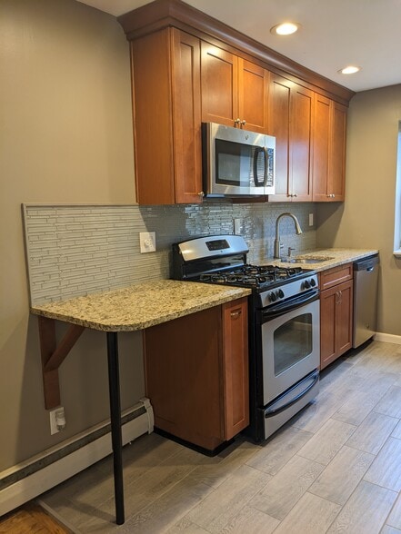 Kitchen - 378 Valley