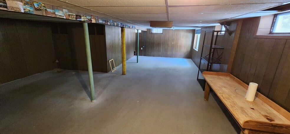 Building Photo - 6 Greenacre Rd