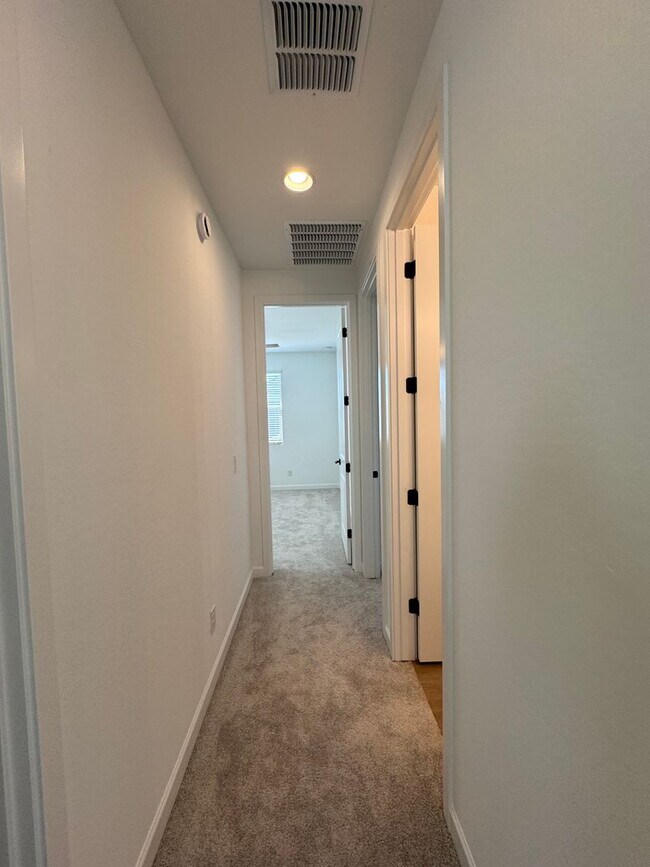 Building Photo - BRAND NEW HOME IN UNION PARK AT NORTERRA I...