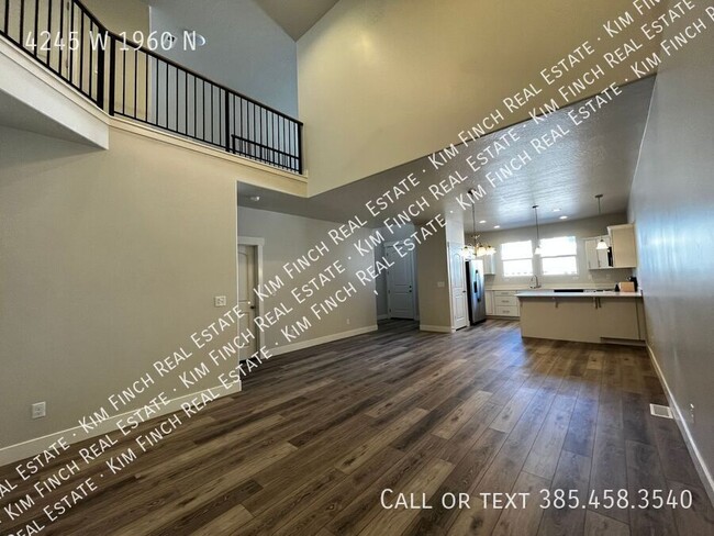 Building Photo - 4245 W 1960 N