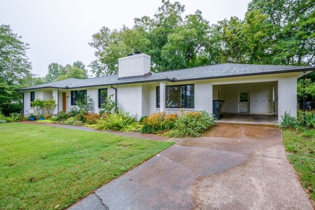Building Photo - Renovated Mid-Century Modern Ranch in the ...
