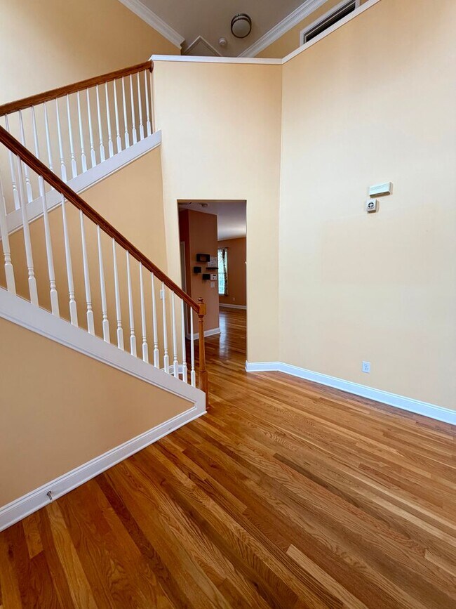 Building Photo - Stunning 5BR Retreat in Gated Village at Telfair