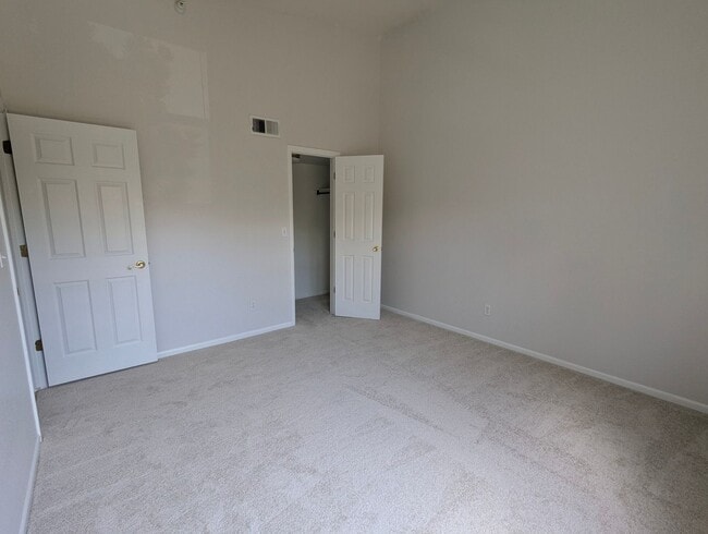 Building Photo - Charming 2BR Condo in Aurora