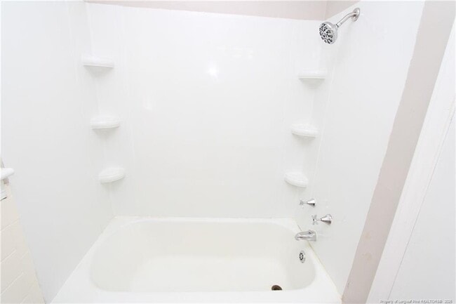 Building Photo - 1064 Nichols Dr