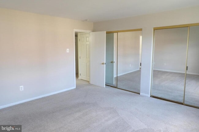 Building Photo - 762 Quince Orchard Blvd