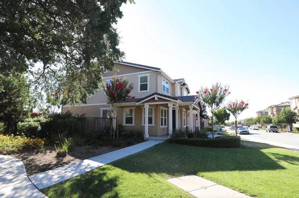 Building Photo - 19501 Caraway Plz