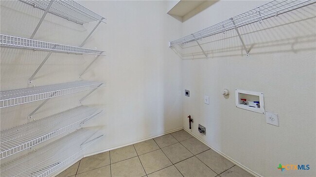 Building Photo - 1119 Whitley Dr