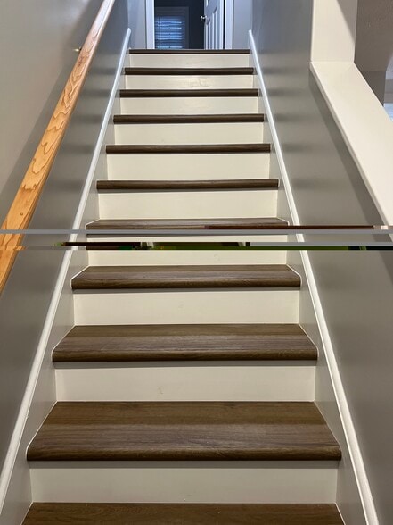 Building Photo - 635 D St