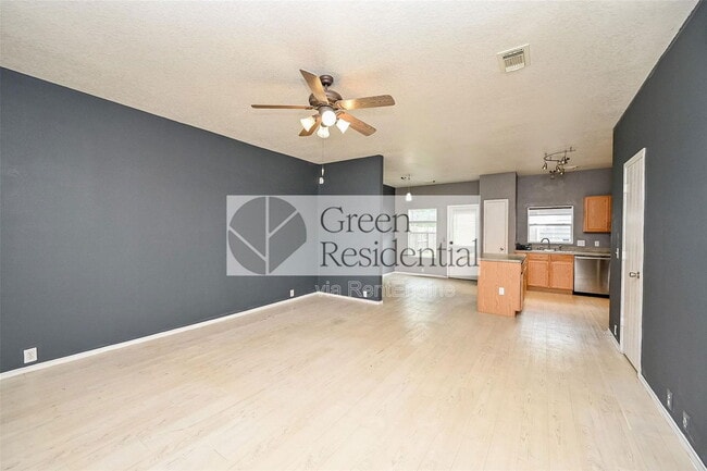Building Photo - 23850 Pebworth Pl