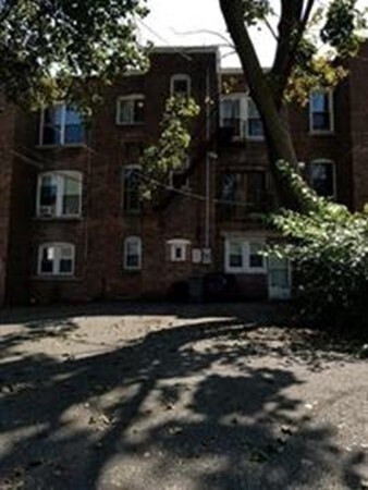 Building Photo - 1751 Commonwealth Ave