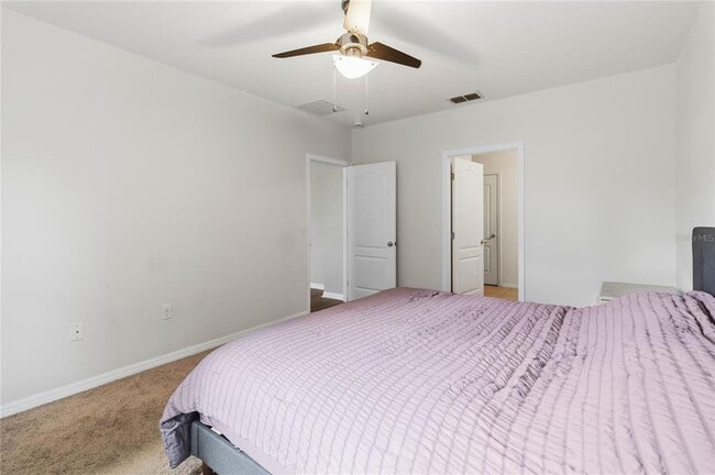 Building Photo - 2318 Sequoia Way