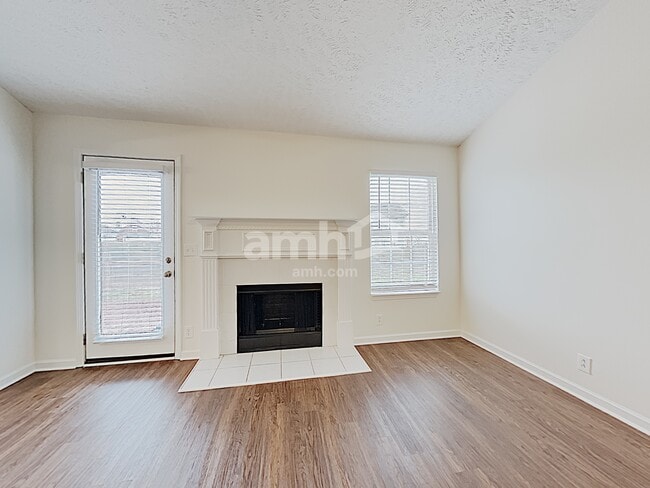 Building Photo - 2935 Weybridge Drive