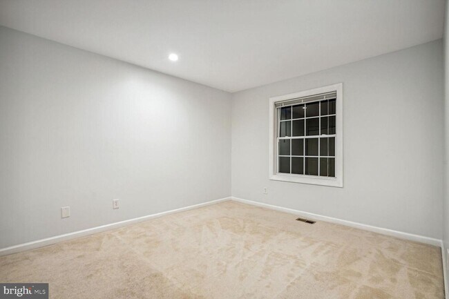 Building Photo - 6020 Forrest Hollow Ln