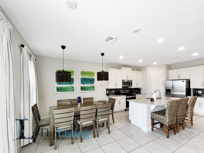 Building Photo - 7755 Westland Dr