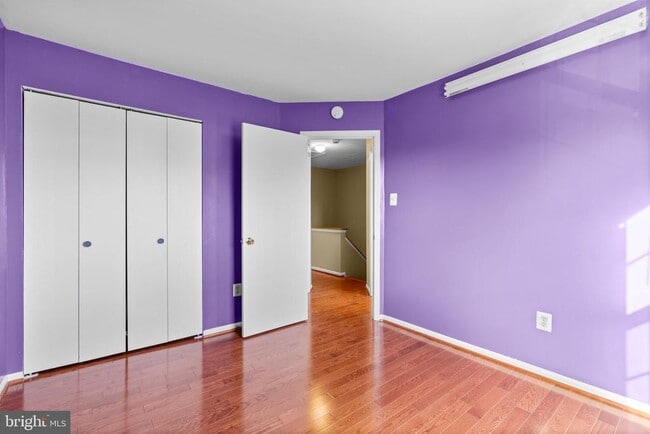 Building Photo - 8871 Manahan Dr