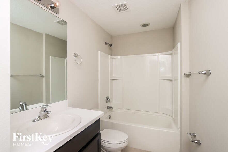 Building Photo - 1525 Talbott St