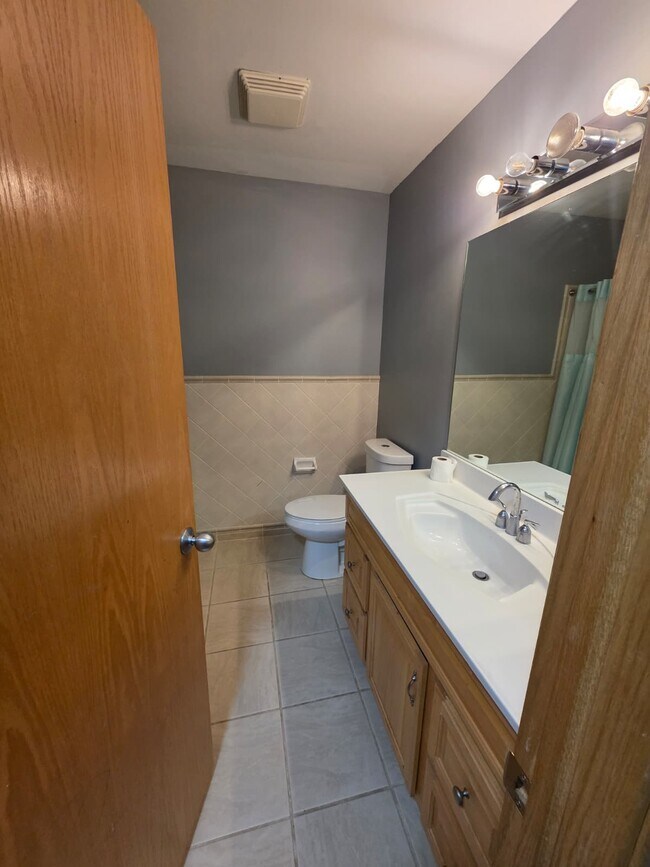 Building Photo - 301 Pembridge Ln