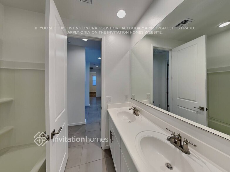 Building Photo - 4269 Suncup Dr