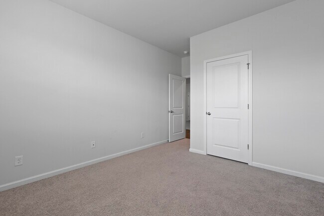 Building Photo - 217 Wedge Cir
