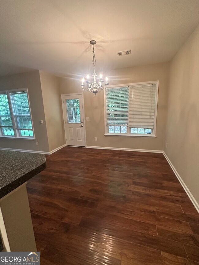 Building Photo - 3245 Welmingham Dr SW