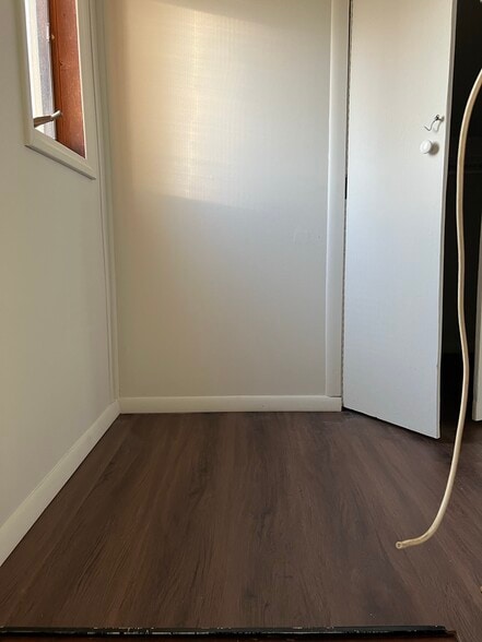 Bedroom - 216 Holbrook Ave