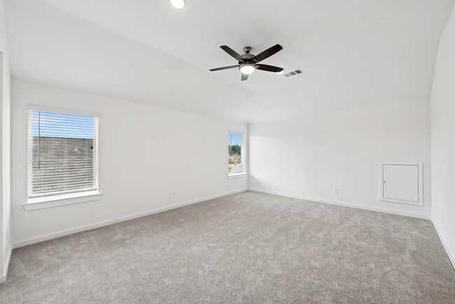 Building Photo - 5847 Sunrise Btm Ln