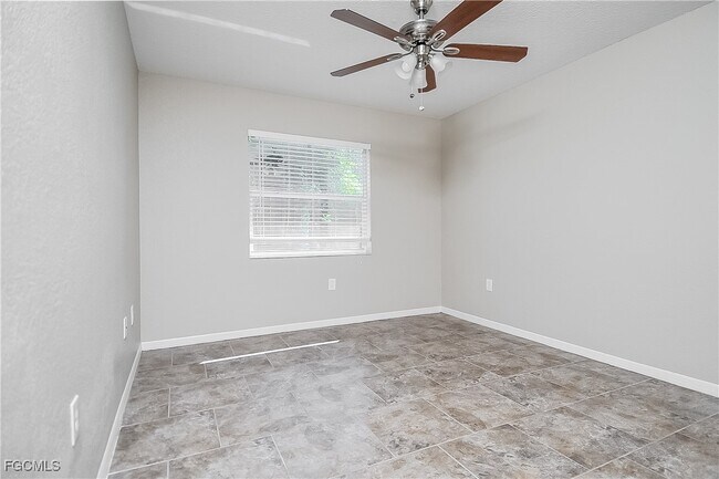 Building Photo - 5204 Alametos Terrace