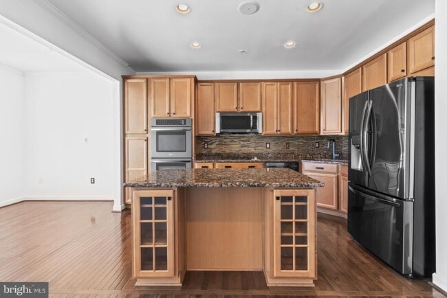 Building Photo - 518 Bolin Terrace